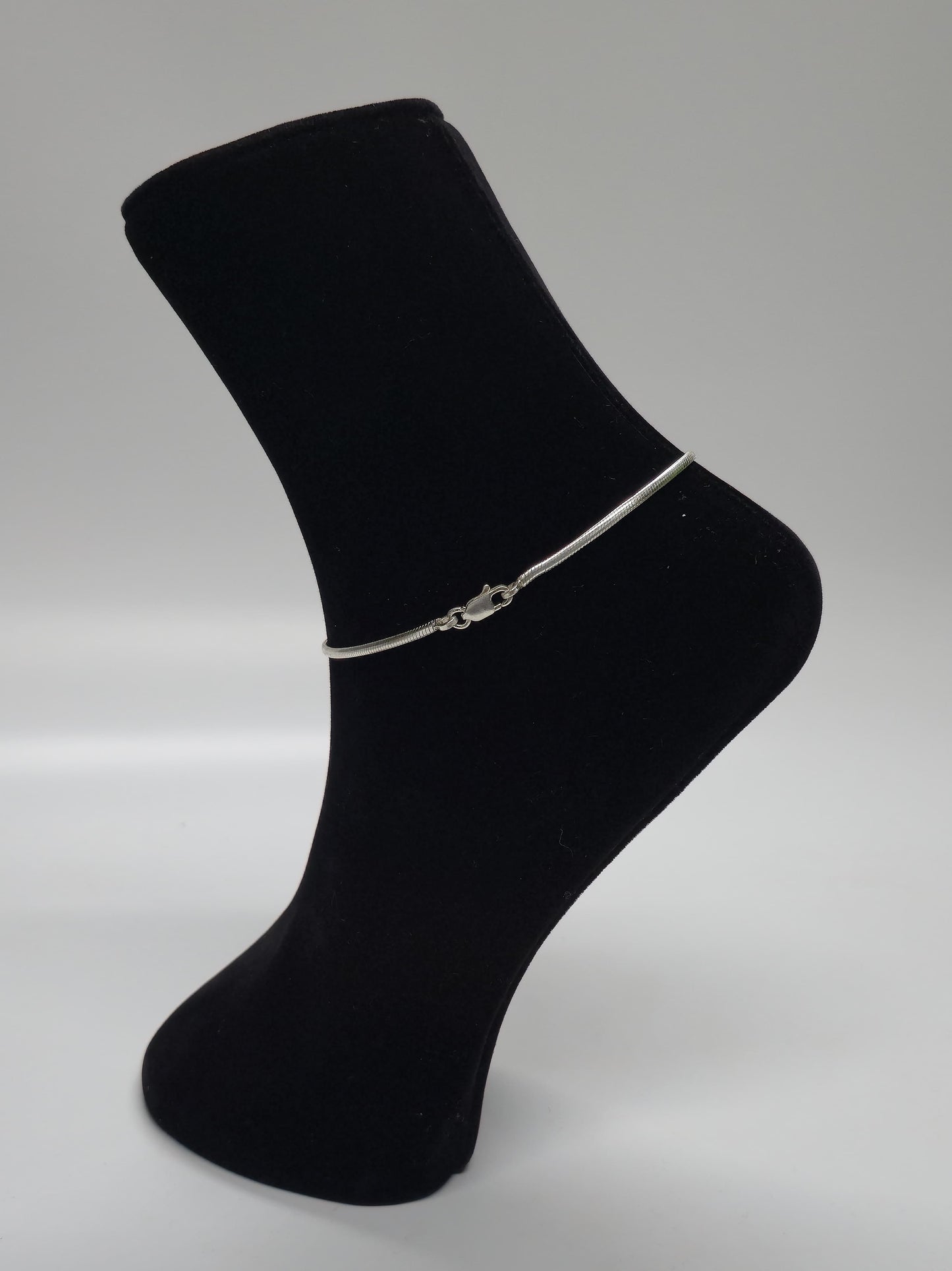 Handmade Light Weight Silver Flat Anklet for teen & women
