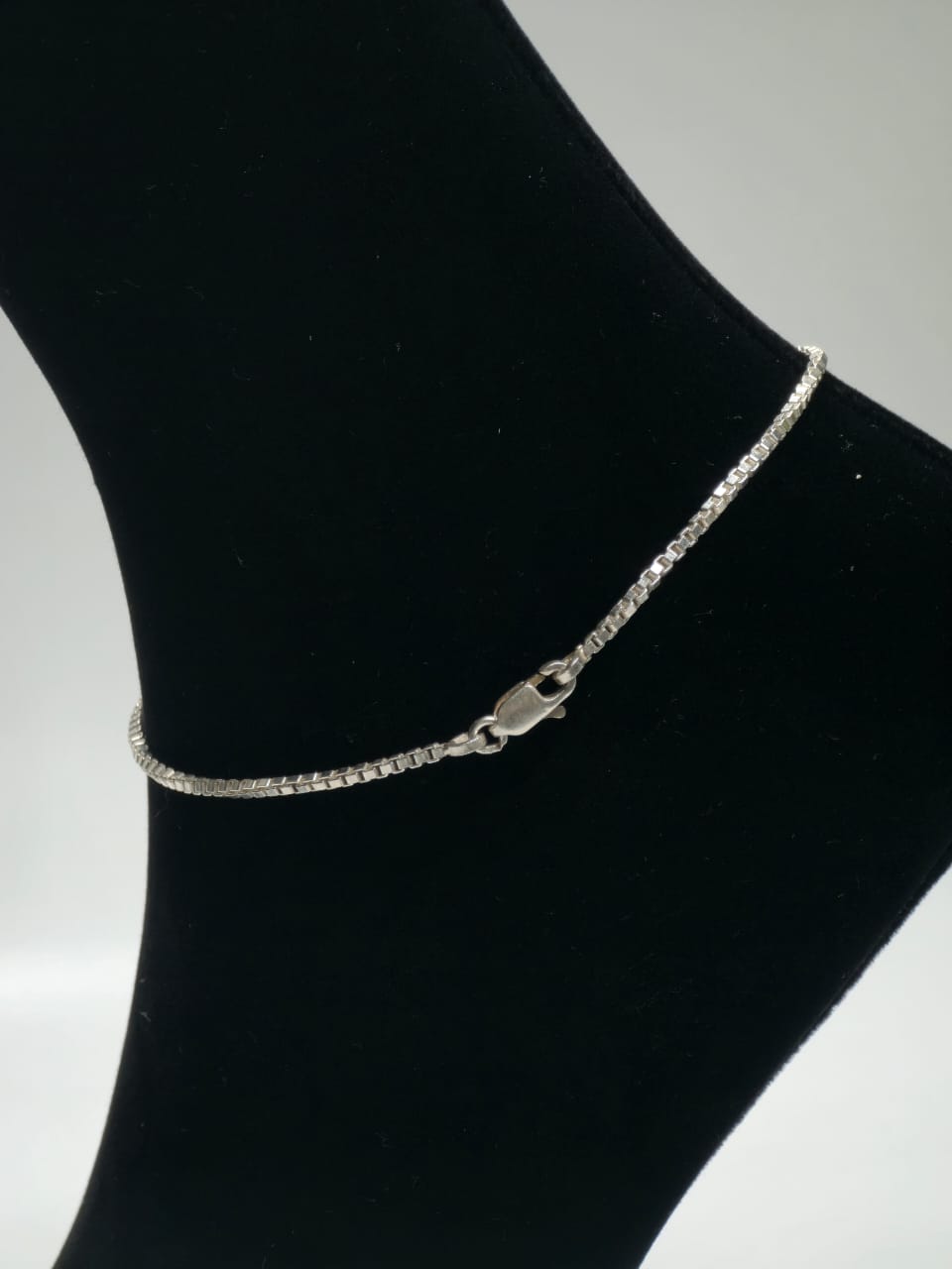 Handmade Light Weight Box Silver Payal for teen & women