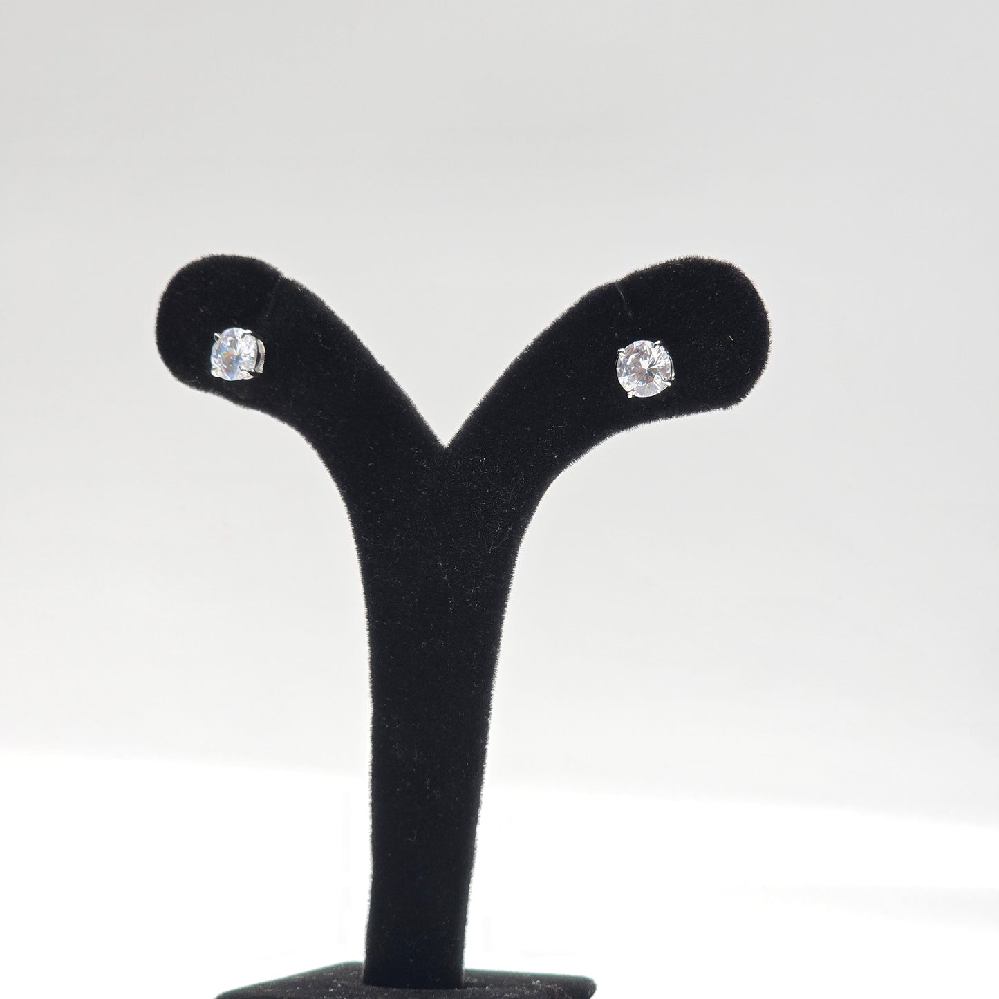925 Silver Earrings for women and teens sse003