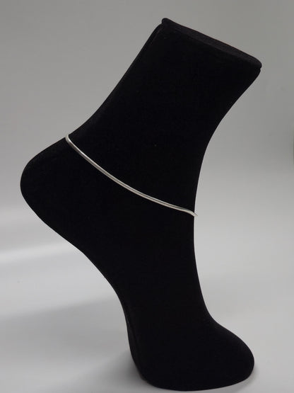 Handmade Light Weight Silver Flat Anklet for teen & women