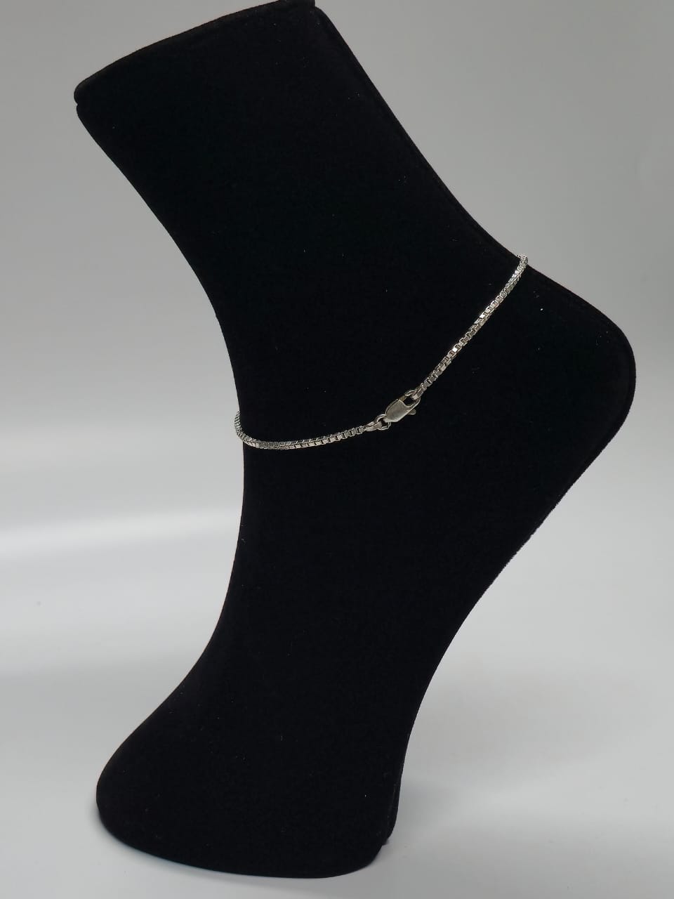 Handmade Light Weight Box Silver Payal for teen & women