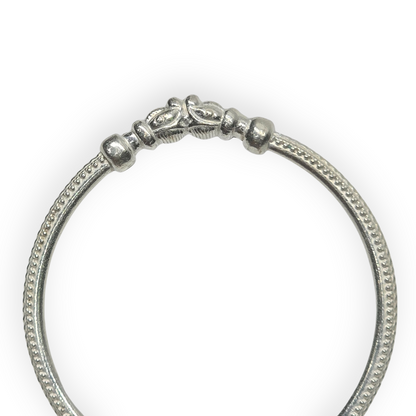 A pure 925 Silver Teen & Ladies Handcrafted  Bracelet