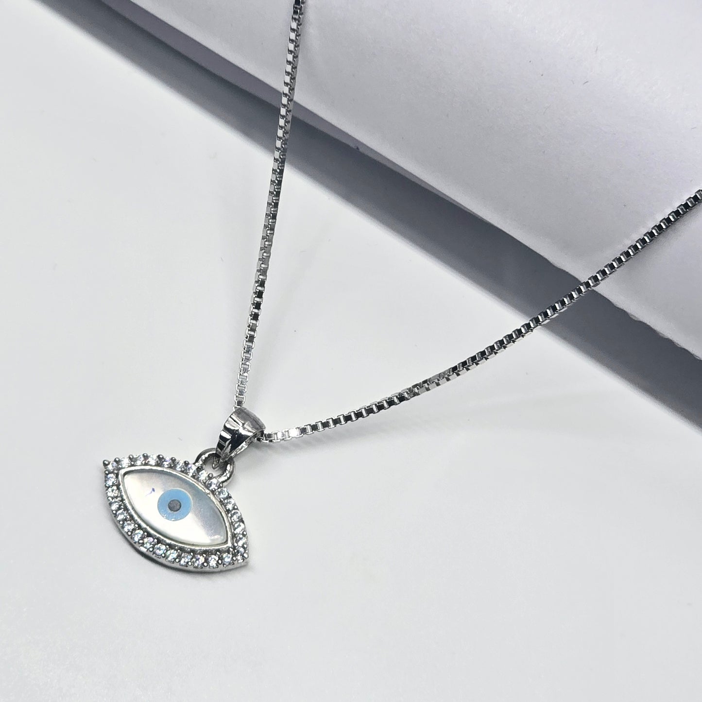 925 Silver Chain With Evil Eye Pandent With Cut Stones