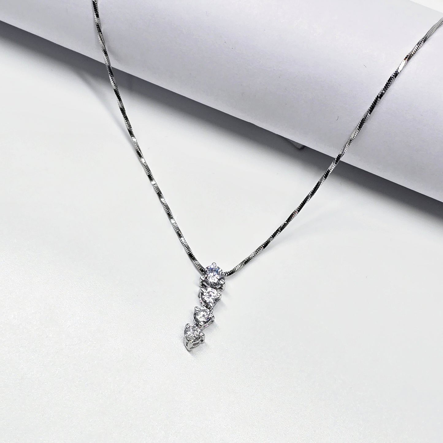 A pure 925 Sterling Silver Chain With Beautifully Designed Stoned Pandant