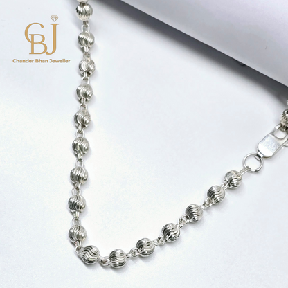 925 Sterling Silver Ladies Chain WIth Sphere Balls WIth Spiral Cuts Design