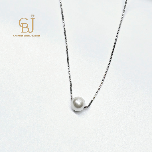 A Sterling Silver Chain With White Mauti Pandant For Adults & Teen