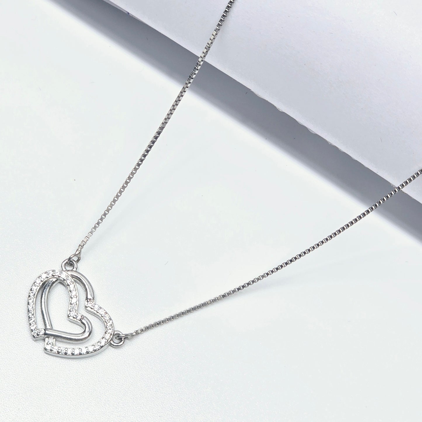 925 SIlver Girlish Chain With Double heart Pandant With Diamond Cut Stones