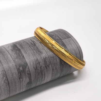 Pure 22kt Hallmarked Gold Gents kada gb003