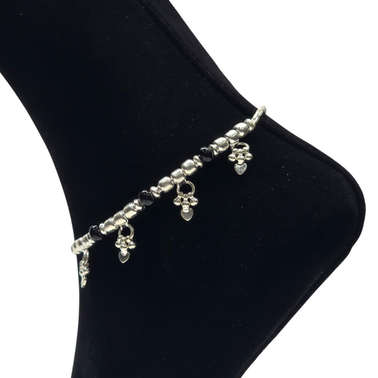 Handcrafted SIlver Nazariya Payal p15