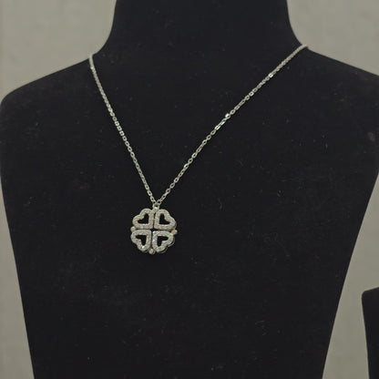 925 Chain WIth Openable Hearts Shape Floral Pandant